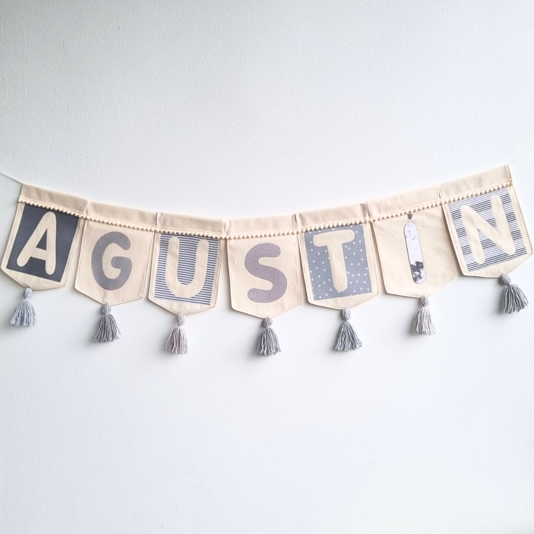 Banderín personalizado grey con nombre AGUSTIN