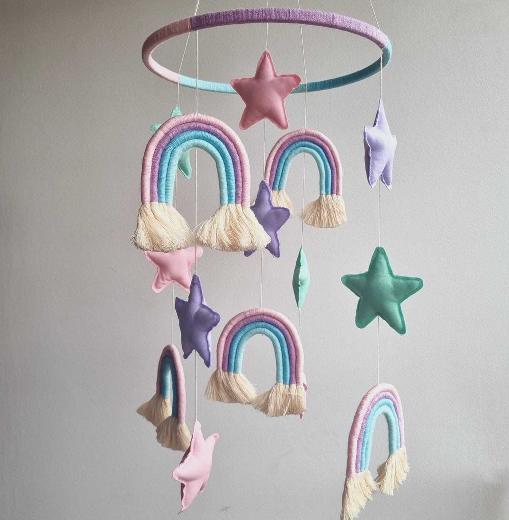 Móvil Arcoíris Estrellas