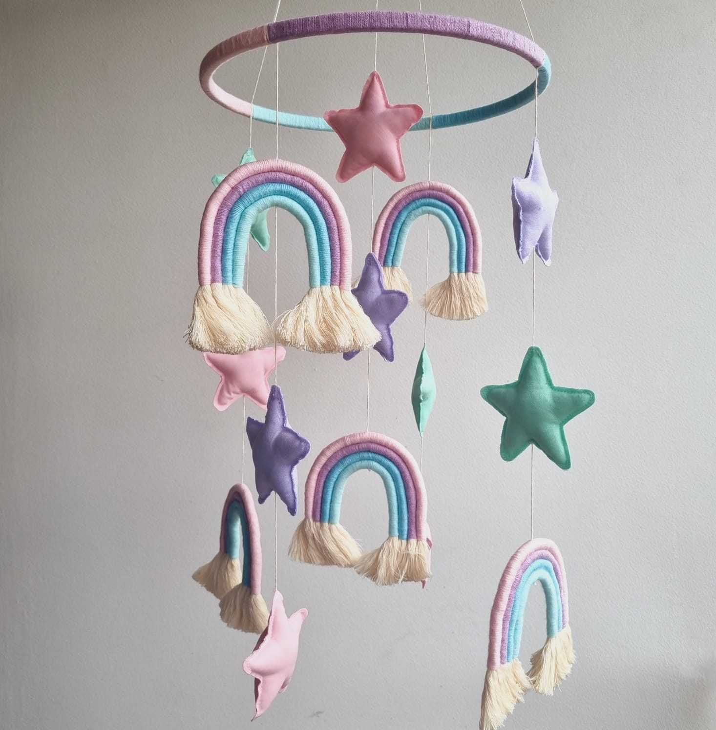 Móvil Arcoíris Estrellas