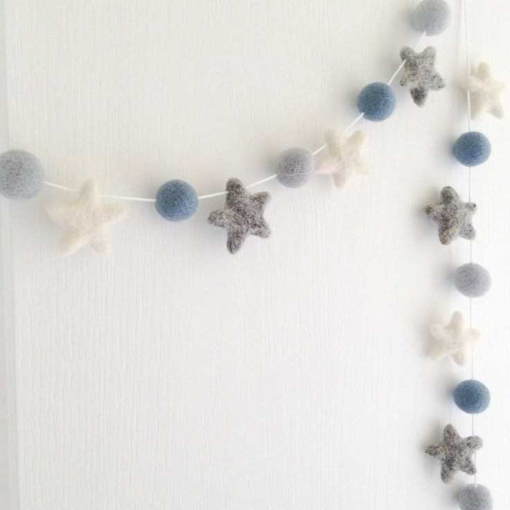 Guirnalda de Estrellas y Pompones Boho