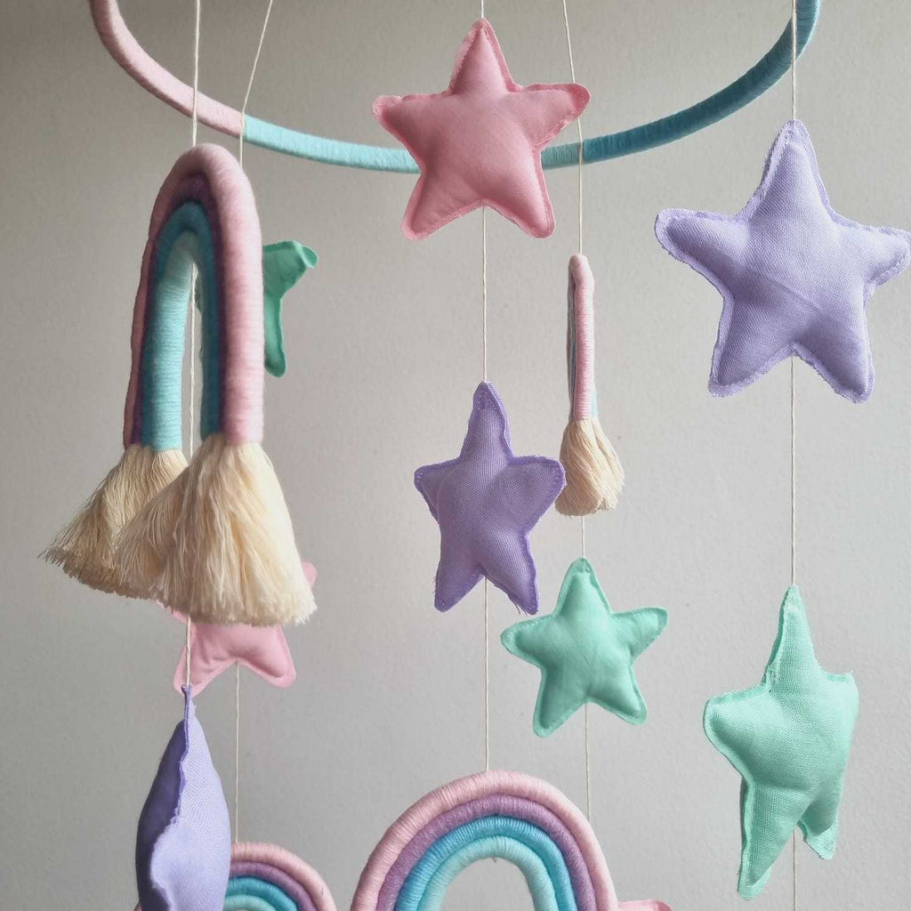 Móvil Arcoíris Estrellas
